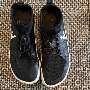 Vivo Barefoot Kids Black Sneakers